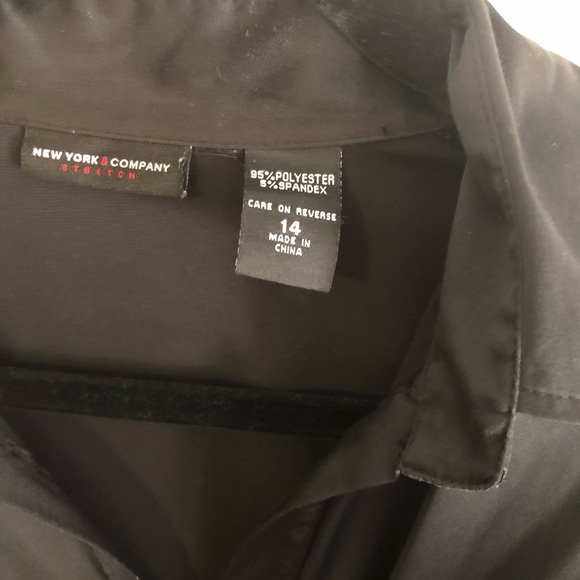 Satin blouse - Picture 3 of 3